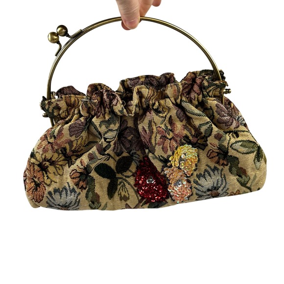 Vintage Floral Tapestry Beaded Clasp Frame Evening Bag‎